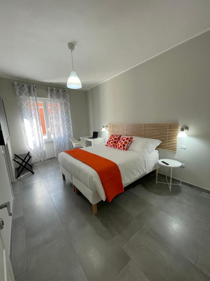 Viariva Rooms Cagliari Bagian luar foto